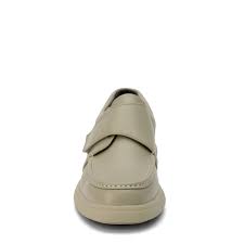 Wide selection of men's shoes in big and tall sizes that will fit one and all. Men S Hush Puppies Gil Slip On Peltz Shoes