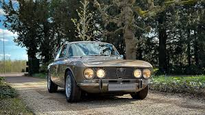 Image result for Beige Carva 1971 Alfa-Romeo