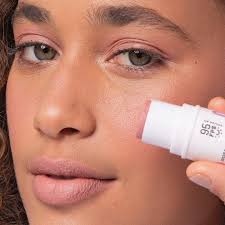 Barra 3 en 1 Rubor, Labial y Sombra FPS 95