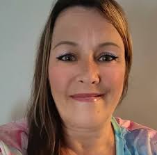 🧠 Renew Your Mind = Renovate Your Life 🧠 When the Bible says to “renew  your mind,” it doesn't mean to cover up old thoughts with new ones. It  means to renovate—to