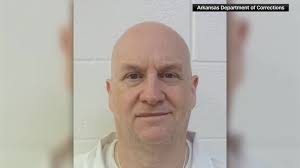 Mom praises man who stopped flying hockey puck headed for her 4-year-old son