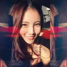 April Boom The Queen