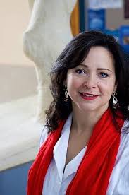 A Year of Ravens: A Novel of Boudica's Rebellion : Knight, E, Quinn, Kate,  Turney, S.J.A., Whitfield, Russell, Downie, Ruth, Dray, Stephanie, Alvear  Shecter, Vicky, Kane, Ben: Amazon.de: Books