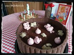 Schweine Im Schlammbad Torte Tortendeko Kuchen Und Torten Torten