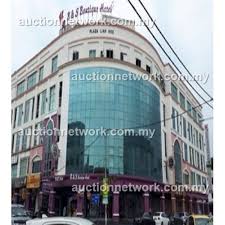 Construction, which builds contractors for residential and commercial properties; Plaza Lien Hoe Jalan Abu Bakar Bandar Penggaram 83000 Batu Pahat Johor