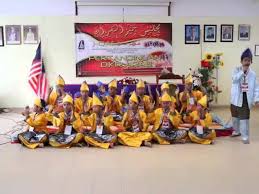 Look through examples of hari kebangsaan translation in sentences, listen to pronunciation and learn grammar. Dikir Barat Sk Convent English Jamboree Peringkat Kebangsaan 2018 Di Sk Seremban 2a Youtube