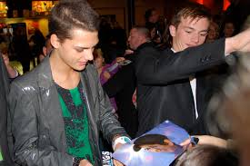 Jimi blue ochsenknecht (born 27 december 1991 in munich) is a german actor and singer. Gewalt Jugendbanden Die Grosse Liebe Die Ochsenknecht Bruder Stellen