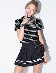Black And White Striped Pleated Skirt 