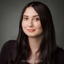 Du vinner aldrig ensam' för Svenska Postkodlotteriet av Markus Johnson  Castro.