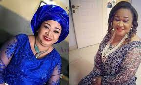 She was a grandmother who was divorced from her husband 19 years ago. Kc Lfllpqjxxgm