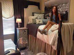 My Dorm At The University Of Alabama Presidential Village Cool Dorm Rooms Dorm Sweet Dorm College Bedroom Apartment