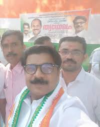 രാവിലെ കുടുംബത്തോടൊപ്പം എത്തി ആയംകര ബൂത്തിൽ വോട്ട് രേഖപ്പെടുത്തി. കോളേജ്  കാലഘട്ടത്തിനു ശേഷം ആദ്യമായി സ്വന്തം പേരിനു നേരെ വോട്ട് ചെയ്തു ...