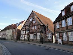 Εμείς θα σας βοηθήσουμε να επιλέξετε τα καλύτερα μεταχειρισμένα οχήματα στην αγορά. Thes Ti Prepei Na Gnwrizeis Otan Psaxneis Spiti Sth Germania