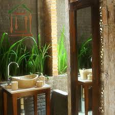 Modern And Popular Tropical Bathroom Designs Interior Vogue In 2020 Tropical Bathroom Brown Bathroom Decor Tropical Bathroom Decor