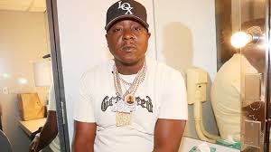 Rapper jadakiss was born jason phillips on may 27, 1975, and grew up in new york. 70lkyiajiaunim