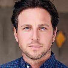 Terry Domer's Instagram, Twitter & Facebook