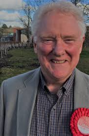 Andrew Perkins (@AndrewPerk)