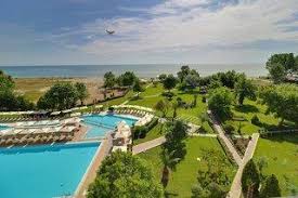 1 km from the leptokarya, 8 km from litohoro, 15 km from dion, 22 km from mount olympus, 26 km from katerini, 30 km from paralia katerini, 120 km from macedonia airport and 110 read more. Bomo Olympus Grand Resort In Leptokaria Zum Tiefstpreis Buchen