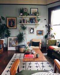 5 Points If You Can Spot What S Different In This Room 10 Points If You Spot The Cat Tail Eclectic Living Room Farm House Living Room Living Room Decor
