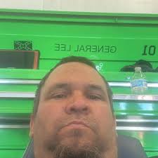 What are the pros and cons of using Starlink for internet?