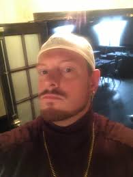 Broken Slinky Presents (Serie de TV 2017– )