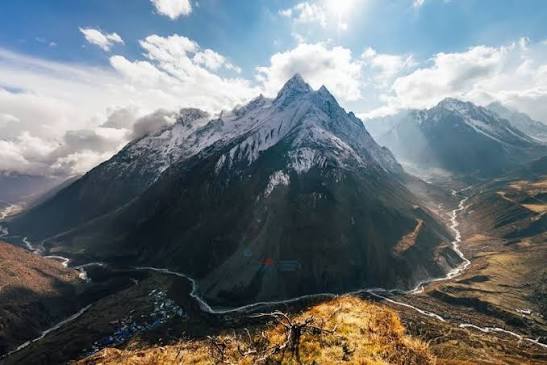 The Ultimate Guide to Manaslu Circuit Trek in Autumn