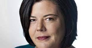 Lana Ostrander's Instagram, Twitter & Facebook