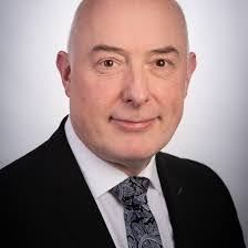 Ariel Lang's Instagram, Twitter & Facebook