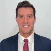 Steven Stringer's Instagram, Twitter & Facebook