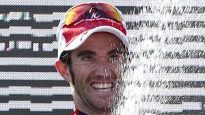 Dani Moreno conquista Fisterre, Horner sigue líder