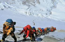 Nepal Issues New Guidelines For Climbing Mount Everest World Report Us News