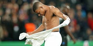 Kylian mbappe dropped from monaco side for metz clash as £163m move to psg edges closer. Stade Brestois Psg Mbappe Chronique D Un Forfait Surprise Stade Brestois Paris Saint Germain Le Telegramme