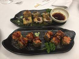 Salmon Makis Foto De Sesam Negre Mataro Tripadvisor