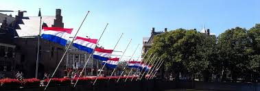 Een overzicht van de dag van nationale rouw in de provincie groningen met o.m. Dag Van Nationale Rouw Archives Niederlandeblog