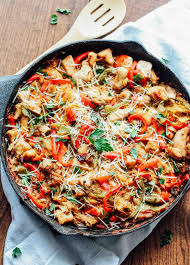 I have tried other baked spaghetti recipes before, but the recipes always had too much pasta that was mushy. Cajun Chicken Spaghetti Squash Bake Destination Delish