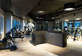 Alle vorhergesehenen verbindungen zwischen der schweiz und deutschland fahren wie geplant. Coronavirus Bekannter Luzerner Fitness Club Ist Pleite