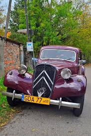 Image result for Rouge Esuberante 2011 Citroen