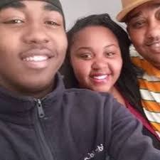 Kristi Hampton's Instagram, Twitter & Facebook