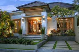 Apalagi jika jenis minimalis rumah anda, sebaiknya pagar pagar merupakan bagian dari rumah itu pertama kali terlihat, tampak depan akan memberikan kesan keindahan dan keanggunan terlebih dahulu sebelum. 20 Inspirasi Desain Rumah Bali Minimalis Dan Modern Desain Id