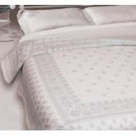 La coperta plaid in pile a due piazze ha una fantasia con motivo fantasia, elegante e sofisticata, che. Coperte Matrimoniali Vendita Online Di Coperte Somma E Lanerossi Casadasogno