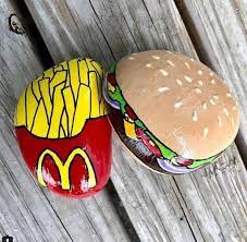 50 Awesome Rock Painting Ideas Step By Step Instructions On Rock Painting Rock Painting Art Rock Painting Designs Painted Rocks