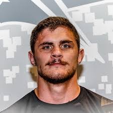 Amy Cavett's Instagram, Twitter & Facebook