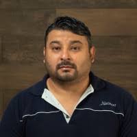 300+ perfiles de «José Lima»