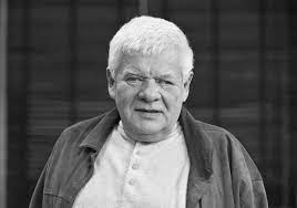 Legendarny lektor tomasz knapik zaangażował się w filmowy projekt koszalińskich twórców. U3xgfxozyr8bjm