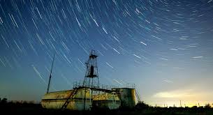 Chuva de meteoros é uma ferramenta muito utilizada no estágio espacial, ela serve como forma de terraformação da atmosfera, fazendo com que esquente. Video Flagra Ceu Noturno Dos Eua Sendo Iluminado Por Chuva De Meteoros Liridas Sputnik Brasil