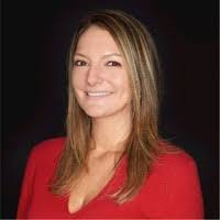 Lisa Carrara's Instagram, Twitter & Facebook