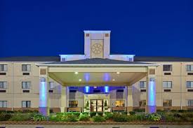 Laporte Affordable Hotel In Laporte Indiana Holiday Inn Express Hotel Affordable Hotels Holiday Inn