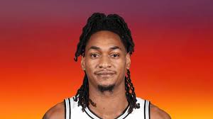Devin Vassell averaged 13.9 points per game this …