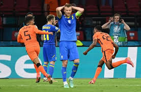 Eine rote karte gegen matthjis de ligt ist gegen tschechien der doch nur denzel dumfries (13.) kam zu einer zwingenden chance. Em 2021 Niederlande Gewinnt Spektakel Gegen Die Ukraine Fussball Stuttgarter Nachrichten