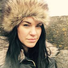 Louise batchelor (@peachespippin)